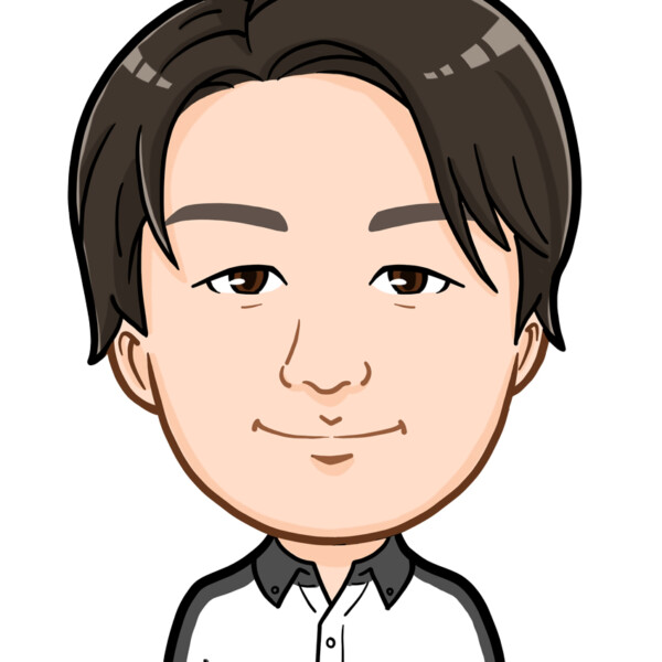 白に黒ラインのシャツ姿上半似顔絵